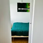 Apartment Cliff Redlowo